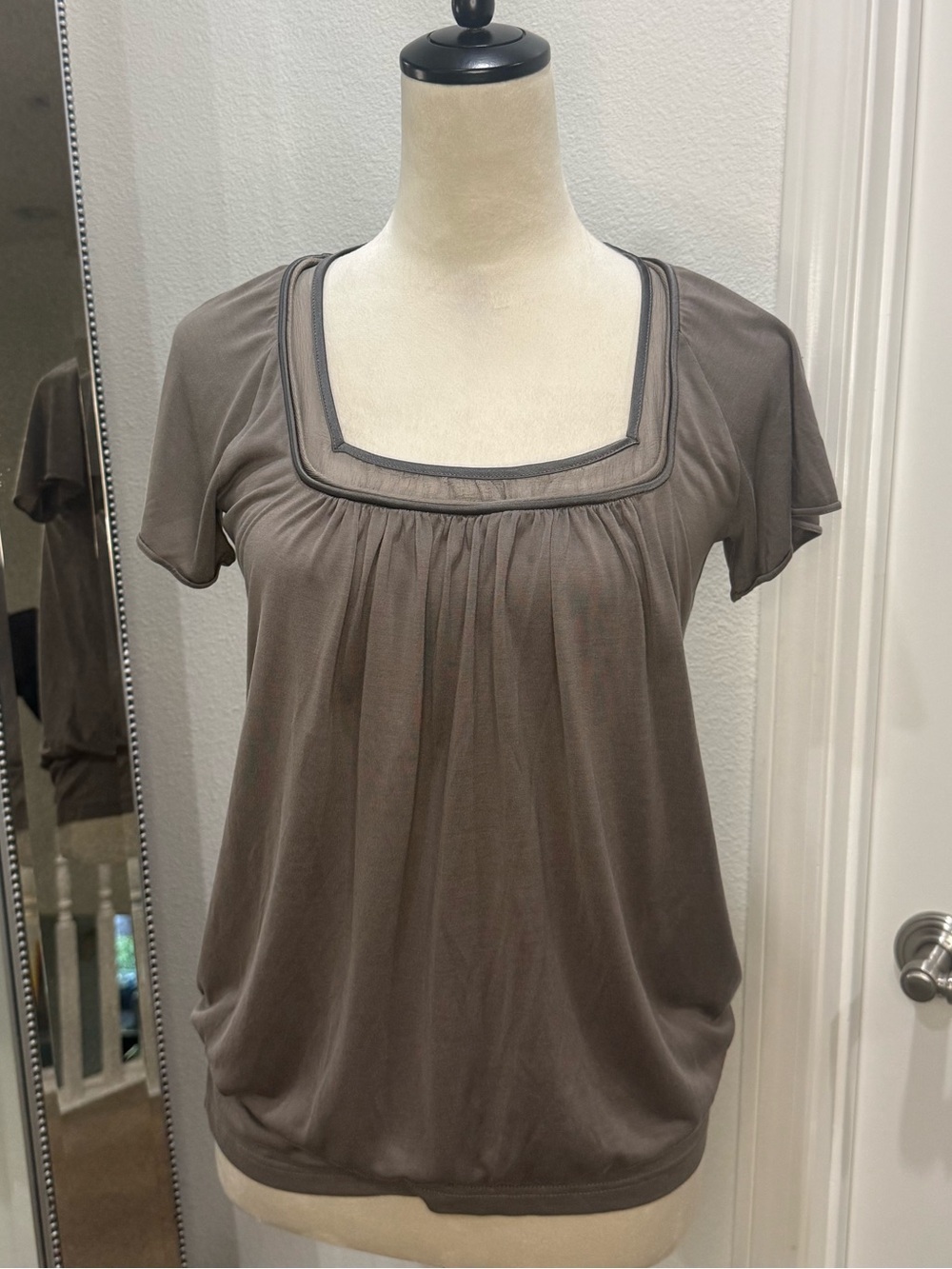 STRENESSE Taupe Short Sleeve Square-Neck Top